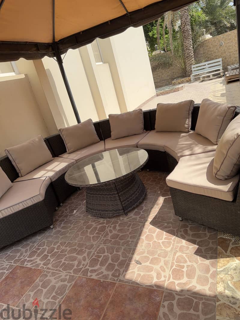 Outdoor furniture in excellent condition 165 BHD 2