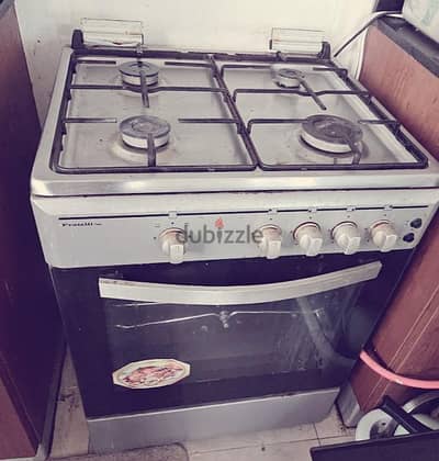 oven for sale Italy brend good working good offer