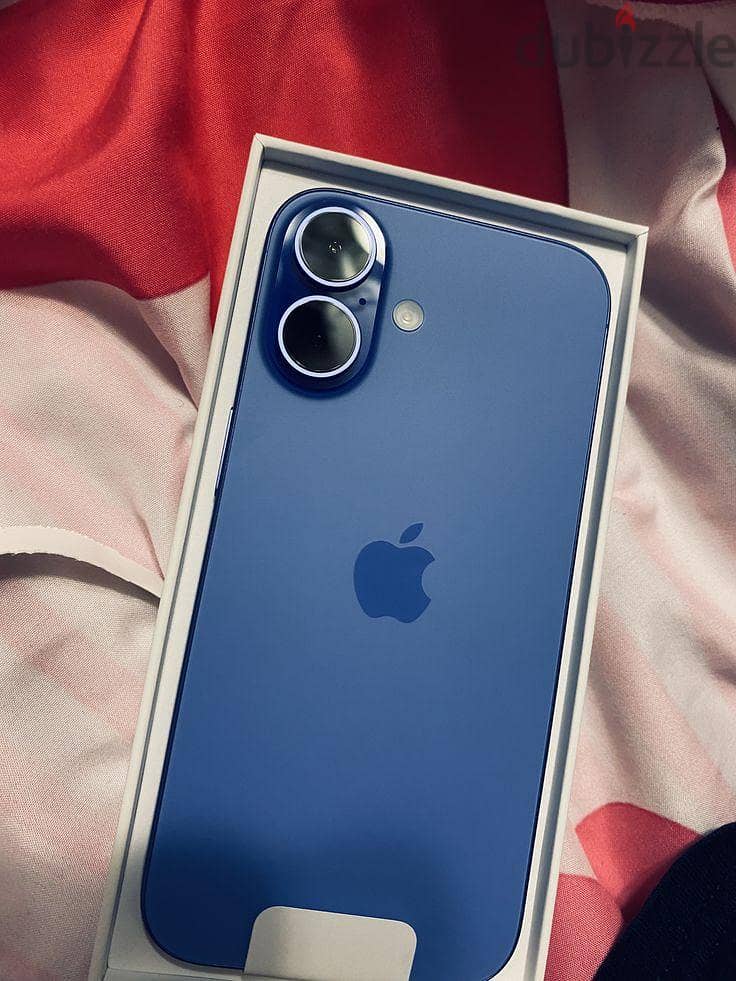 Apple - iPhone 16 2