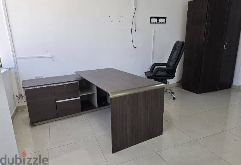 office Table for Sale 3
