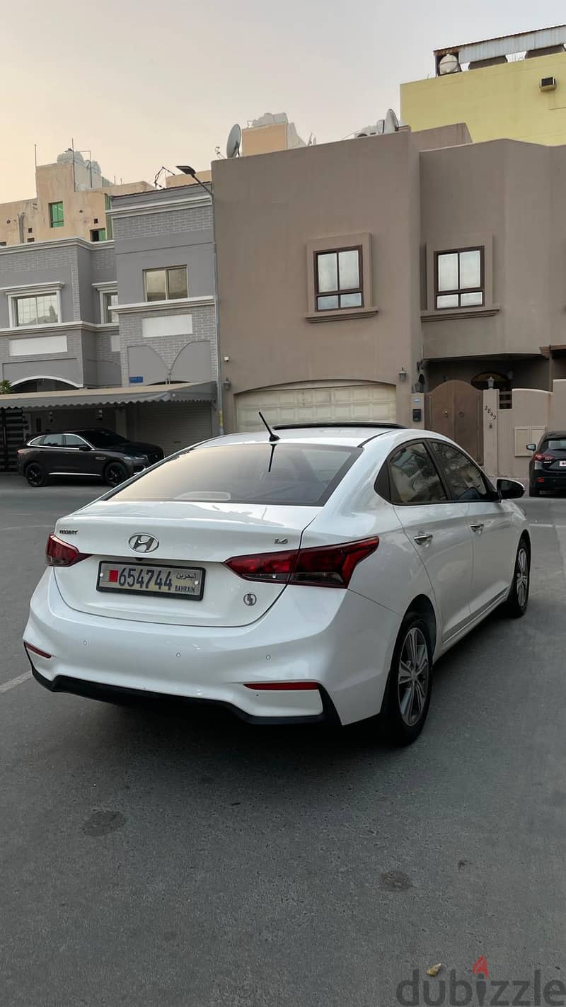 للبيع هونداي اكسنت موديل 2020 فل اوبشن هاتف 33278995 2