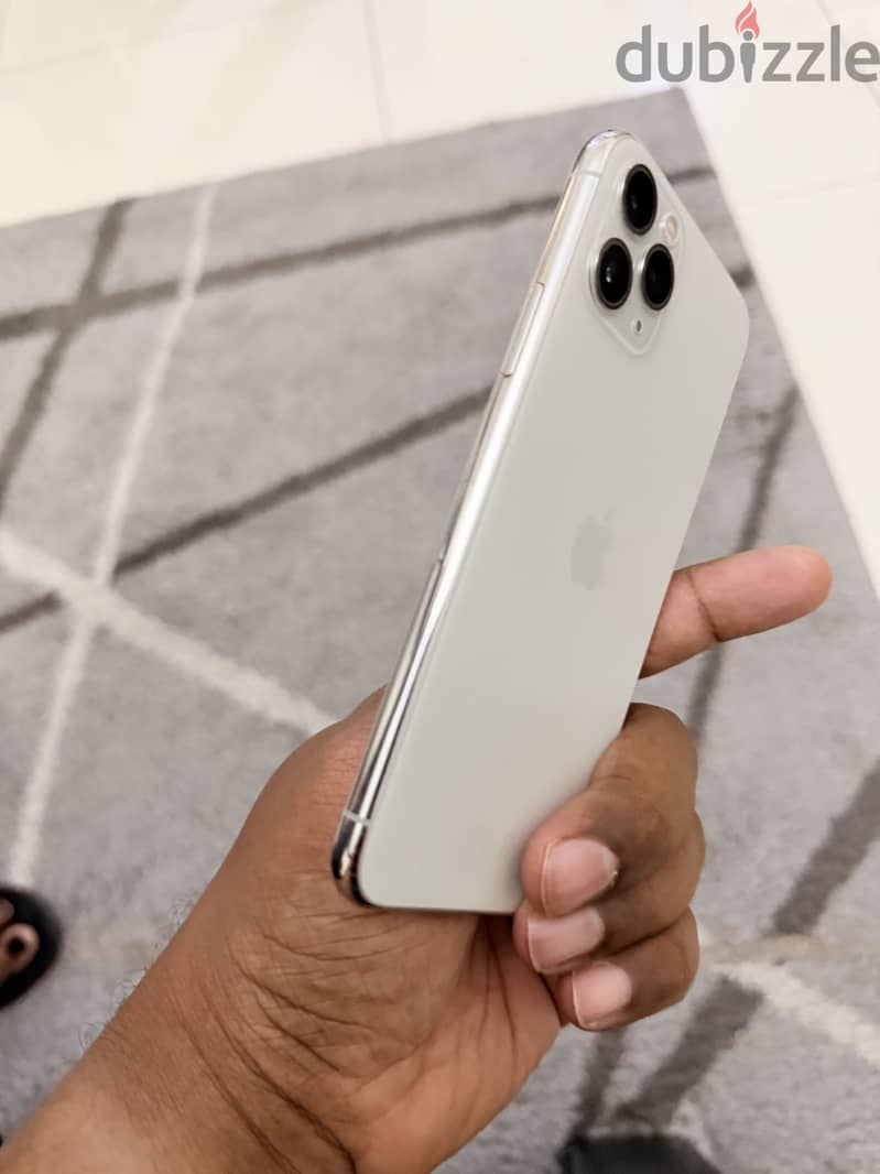 Apple - iPhone 11 Pro 3
