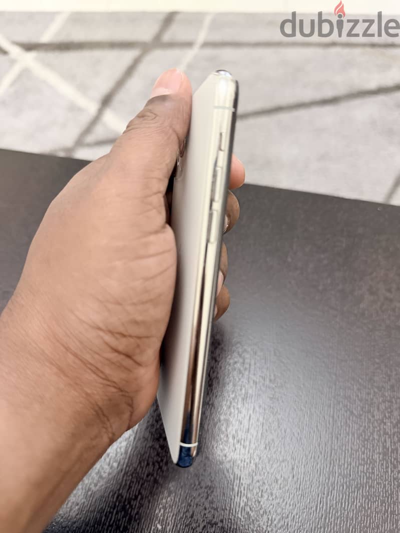 Apple - iPhone 11 Pro 4