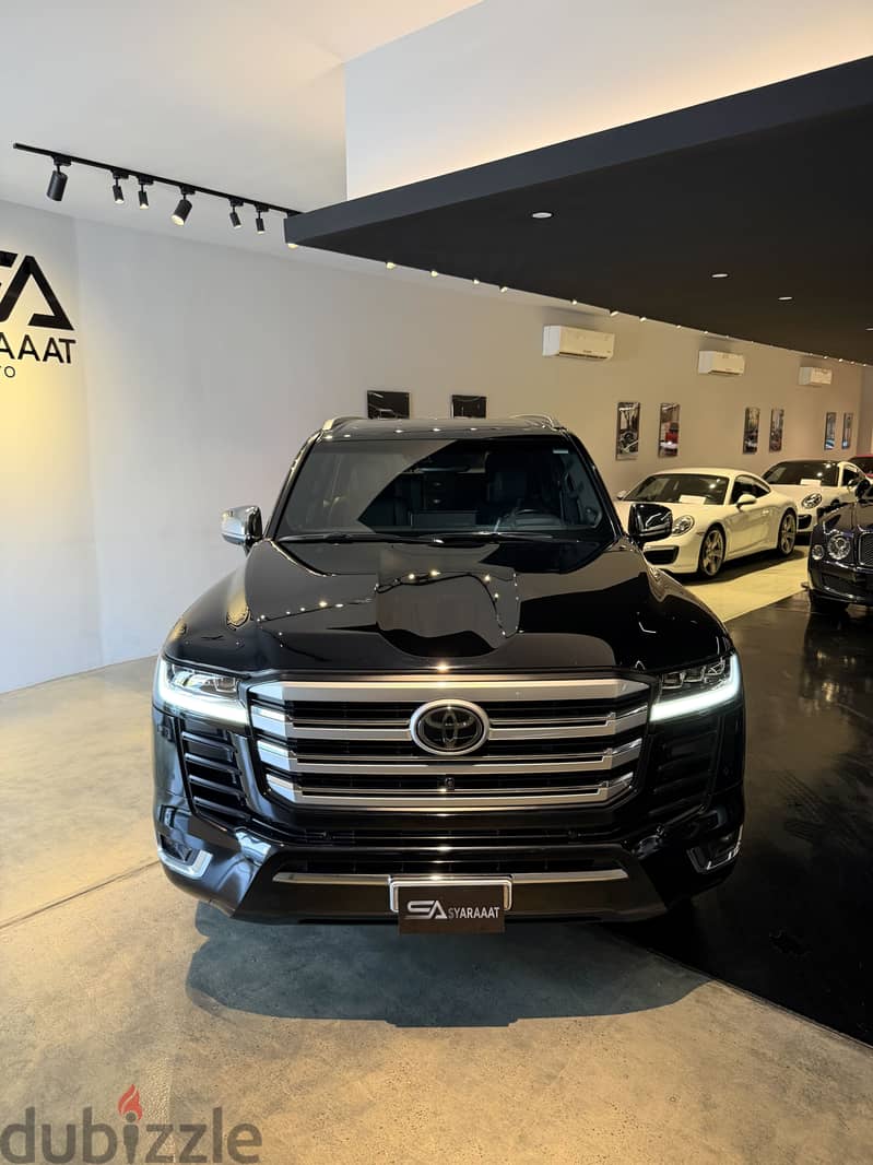 Toyota Land Cruiser 2022 1