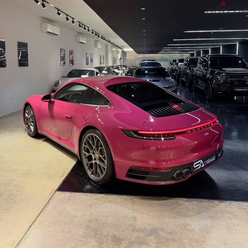 Porsche 911 2024 9
