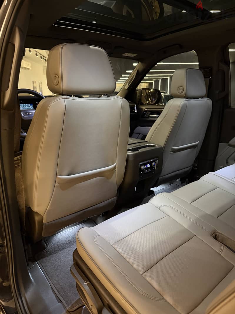 GMC Yukon 2025 5
