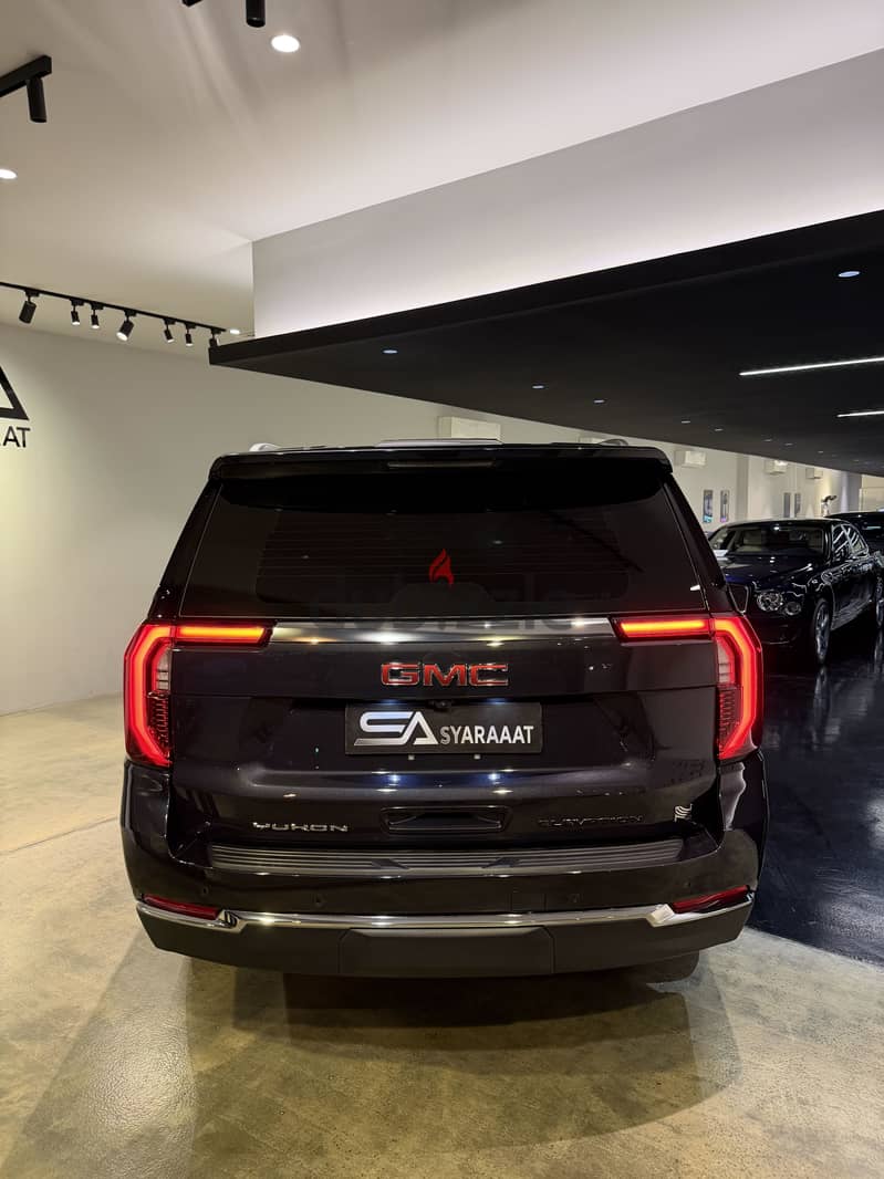 GMC Yukon 2025 8