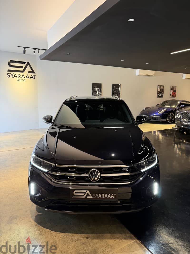 Volkswagen T-Roc 2023 1