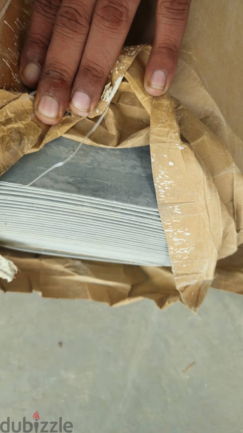 Polyflor Standard XL heavy-duty marbleised homogeneous vinyl sheet 4