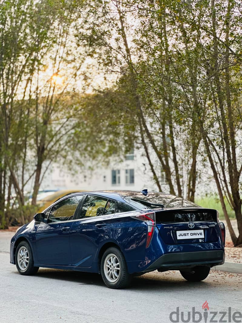 Toyota Prius 2017 model Hybrid vehicle 5