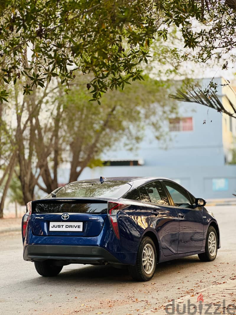 Toyota Prius 2017 model Hybrid vehicle 6