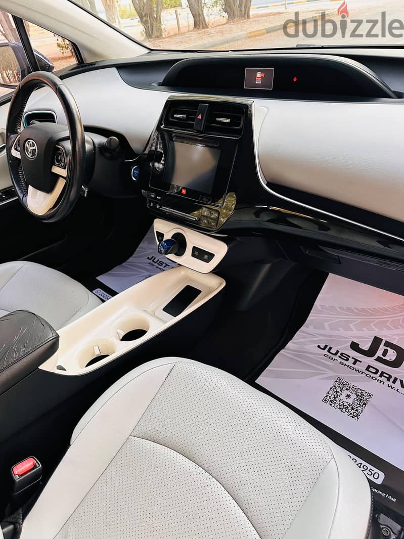 Toyota Prius 2017 model Hybrid vehicle 8