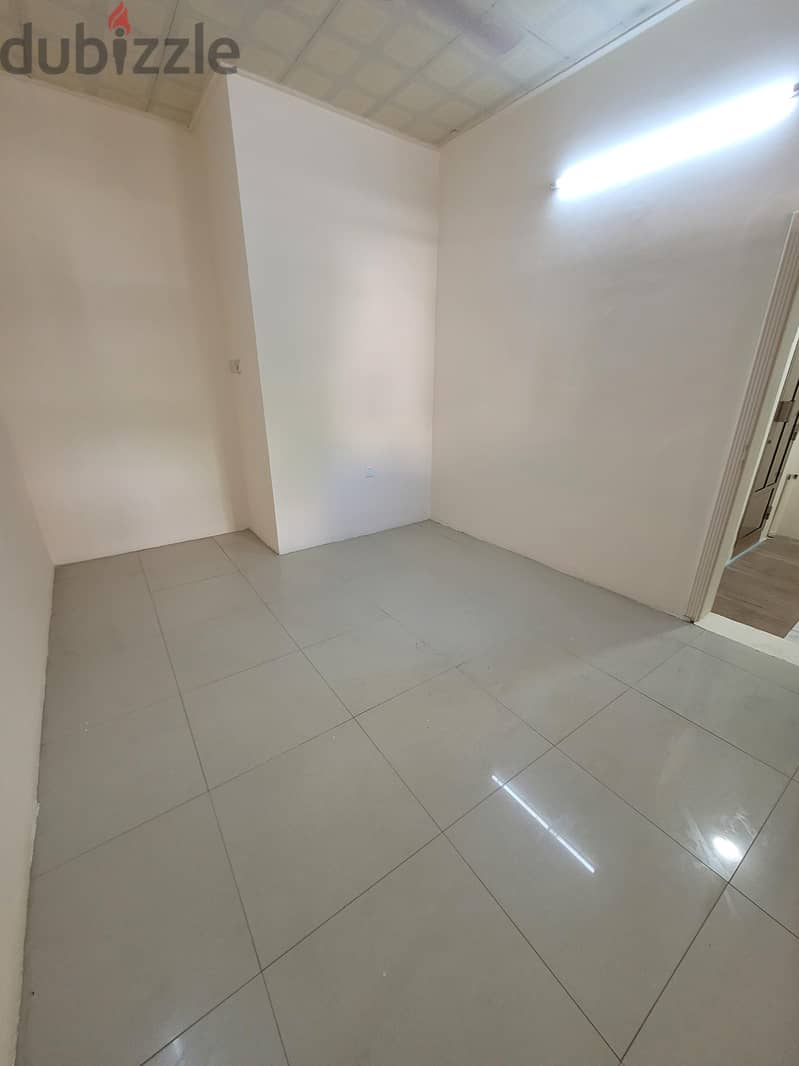 Spacious Studio for Rent 4