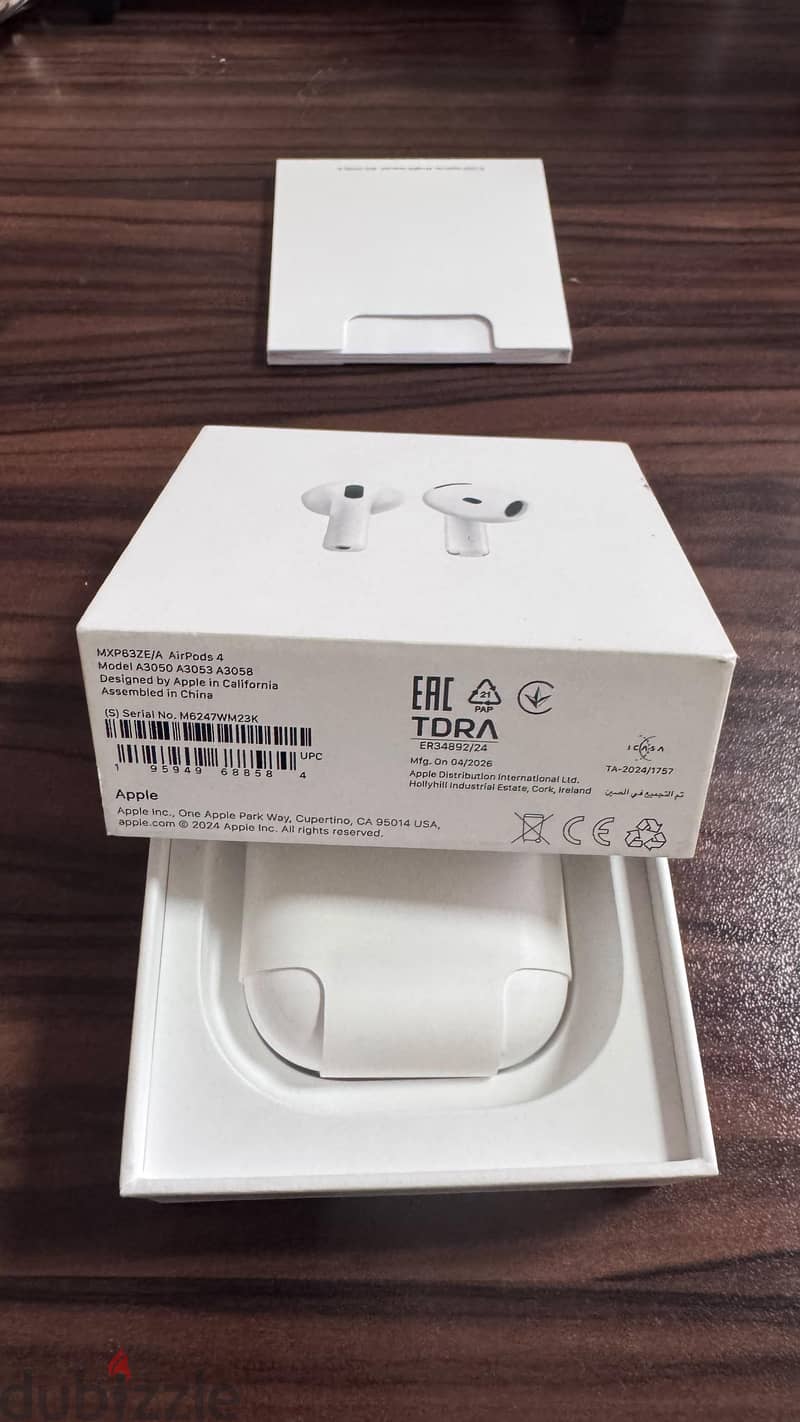 airpods 4 (never used) 2