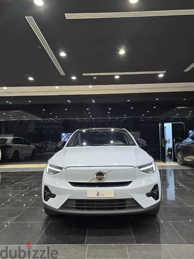 Volvo C40 Model  2025