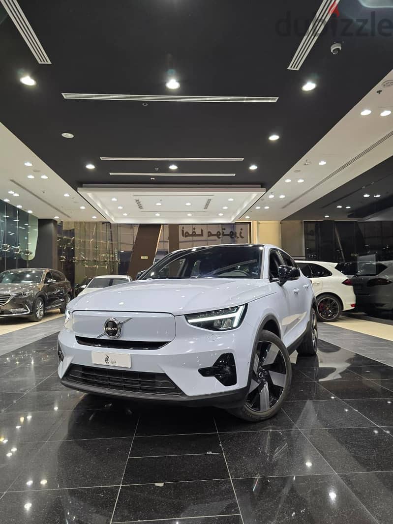 Volvo C40 Model  2025 1