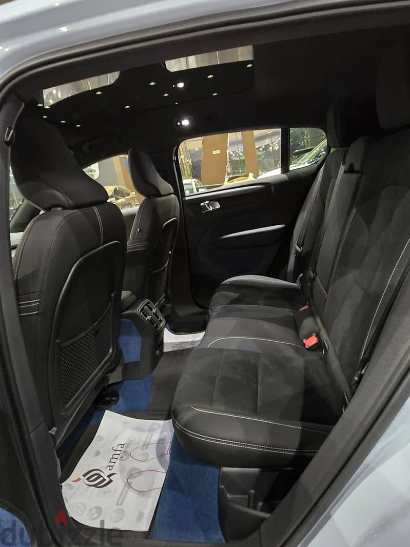 Volvo C40 Model  2025 9