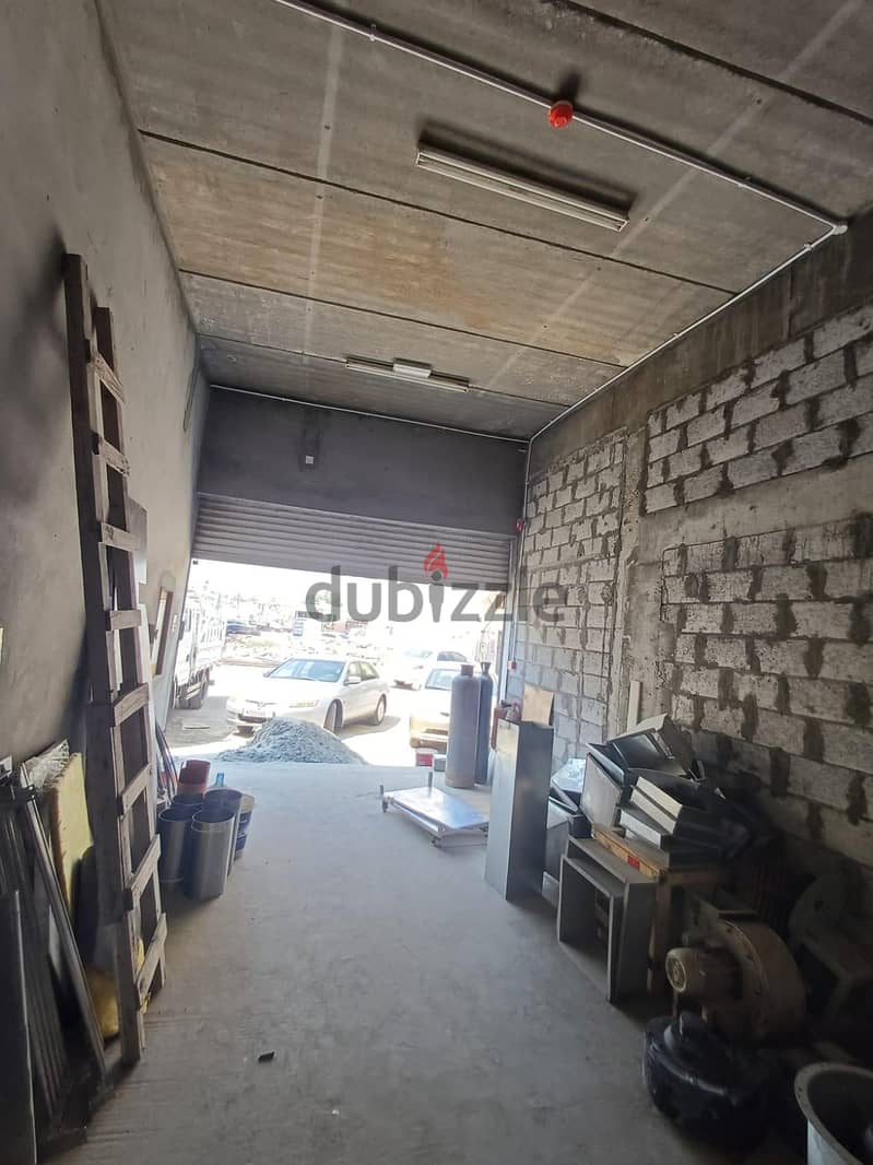 ورشه للايجار مرخصه في بوري Workshop for rent in Buri 5