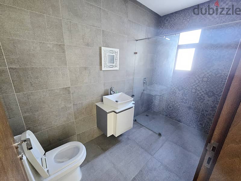 Spacious 2BHK Flat Available for Rent in Prime Location- Galali 2