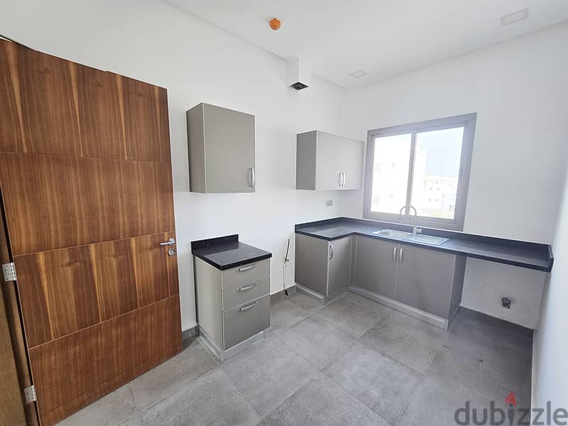 Spacious 2BHK Flat Available for Rent in Prime Location- Galali 5