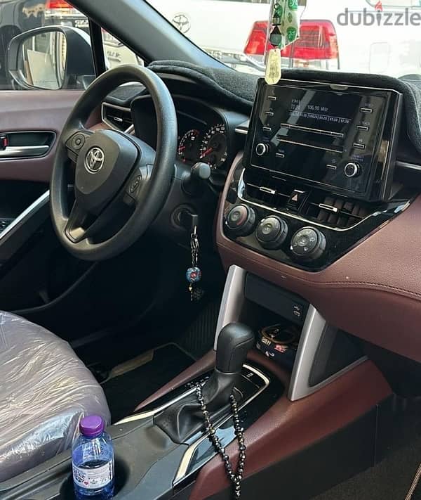 toyota corrolla cross 1