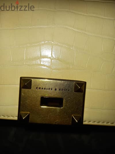 charles & keith