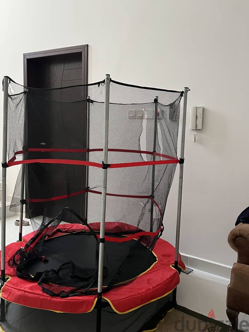 Trampoline used good condition 2