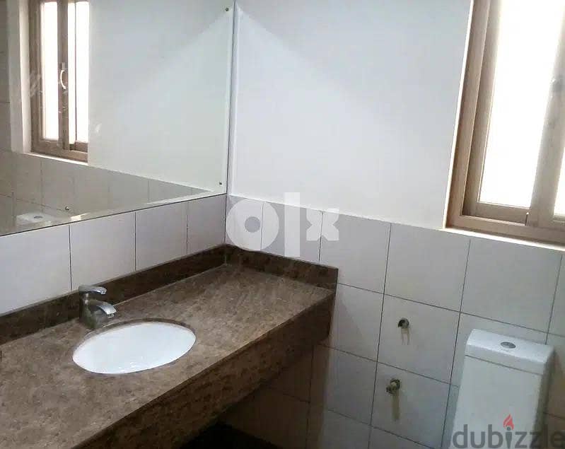 Nice furnished room for rent in a villa in Saar 3