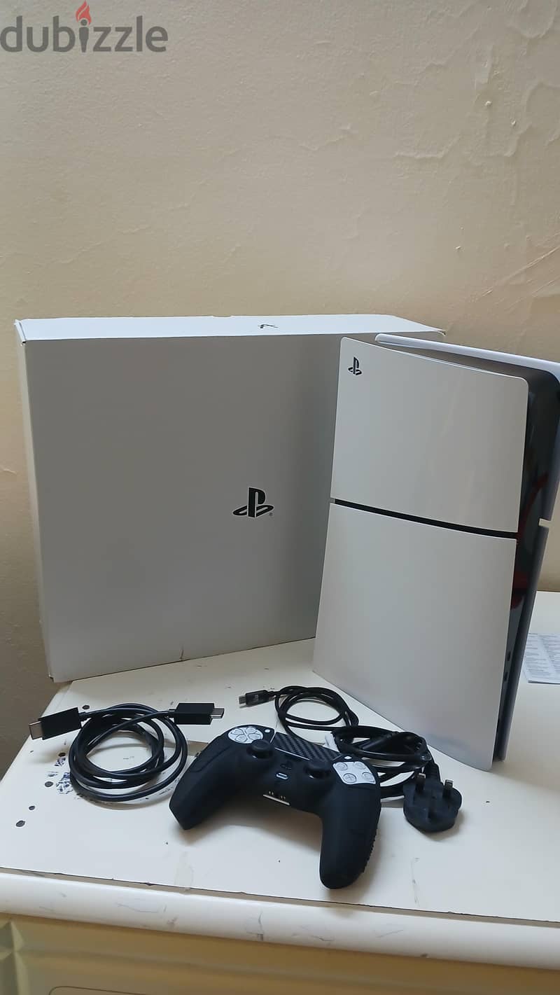 ps5 silm digital 1tb + 1  controller 5