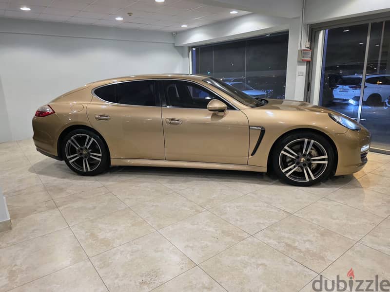 Porsche Panamera 2013 4