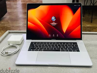 APPLE MACBOOK PRO 2017