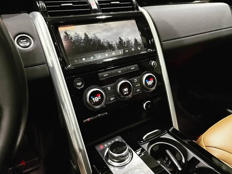 Land Rover Discovery 5 Si6 2019 Fully Loaded 9