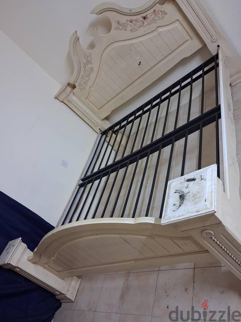 wooden cot 2