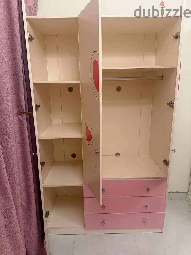 Girls bedroom 3