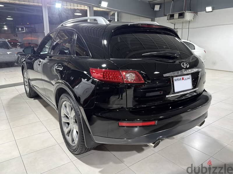 2004 Infiniti FX35 2