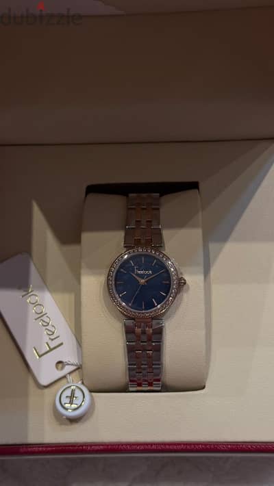 Freelook women watch
