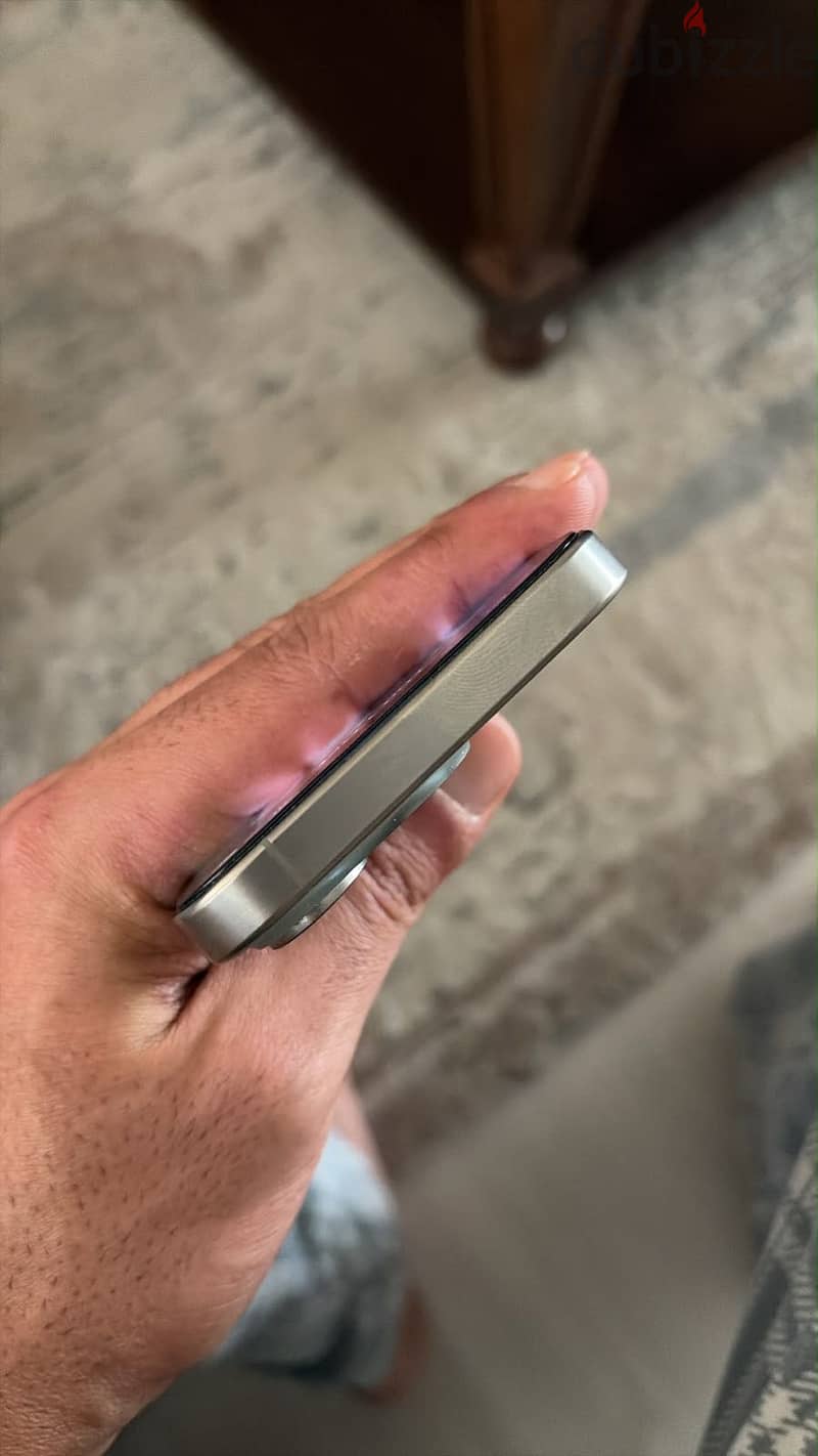Apple - iPhone 15 Pro 3