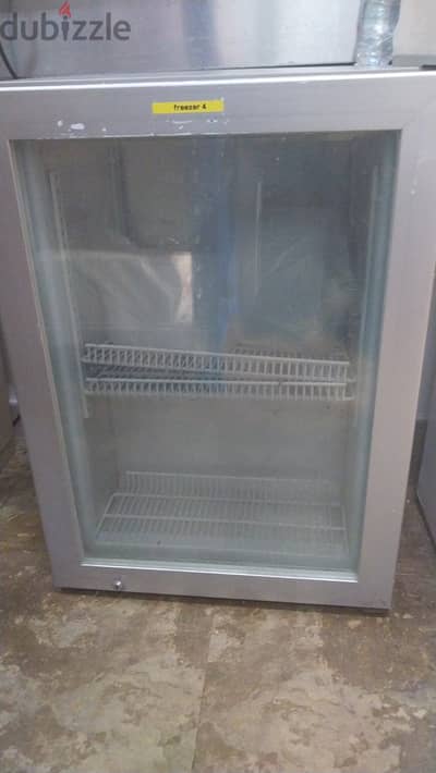 Small freezer for Ice cream