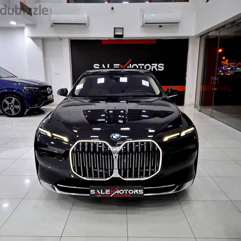 BMW 7-Series 735i 2023 1