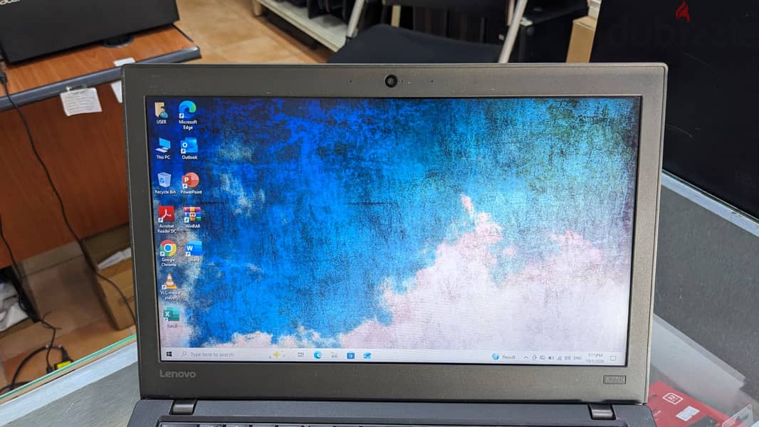 Lenovo Core i5 6th Generation Laptop RAM 8GB SSD 120GB Windows Pro & O 4
