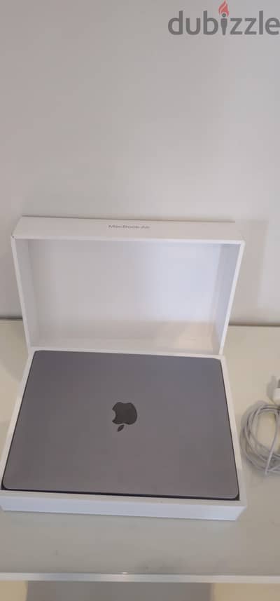 Macbook M2