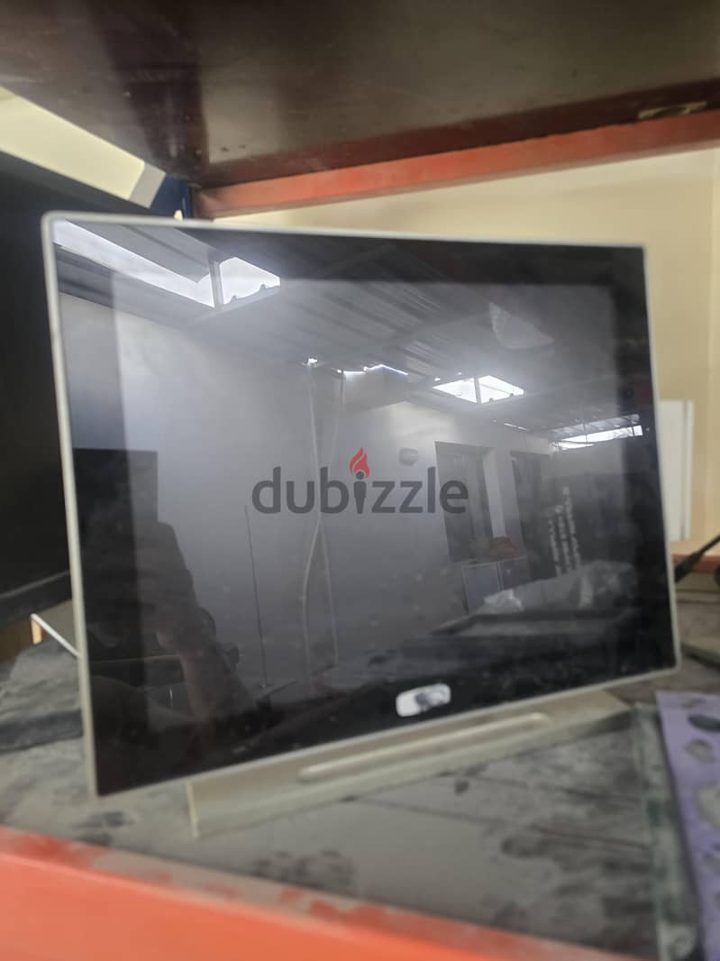 3/POS monitors. Used spare parts 3