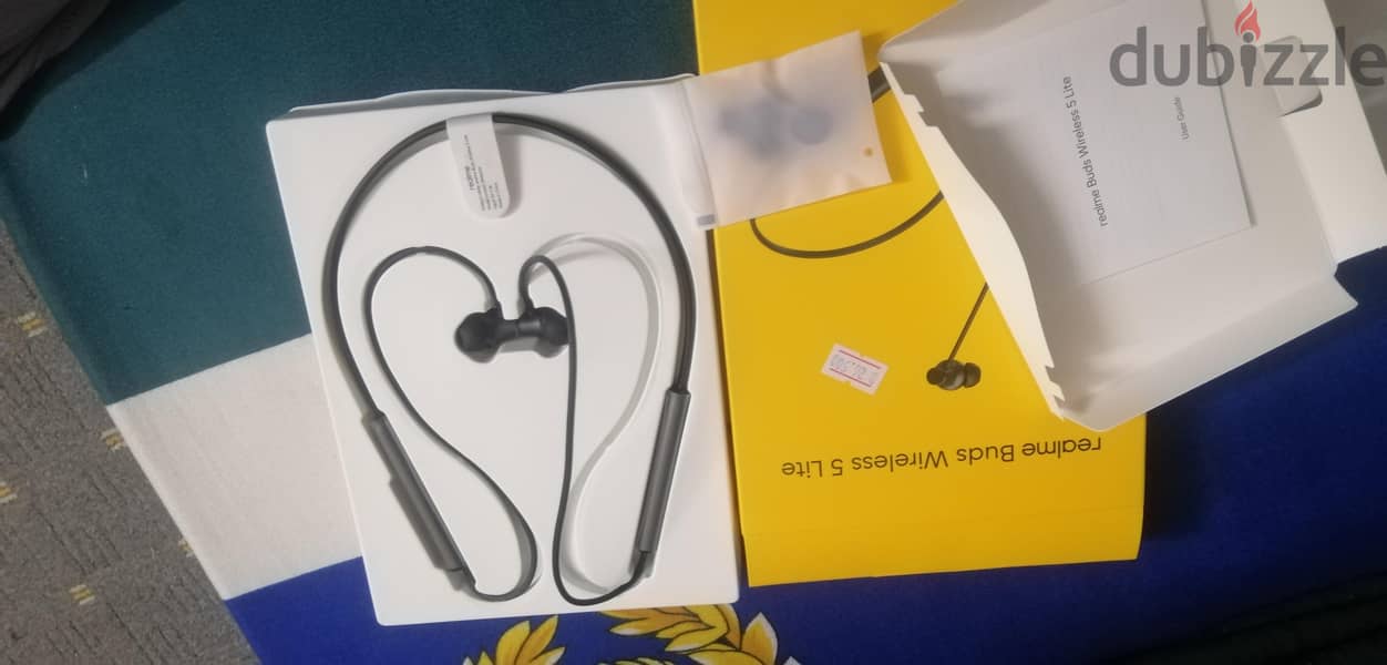 realme wireless neckband buds 5 lite 1