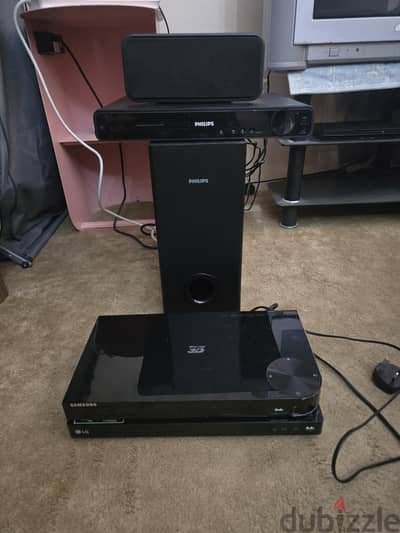 Philips Home Theater System (DVD) + 2 stand alone