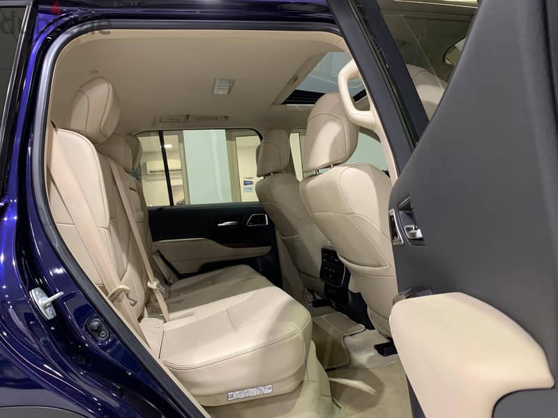 Toyota Land Cruiser 2020 12