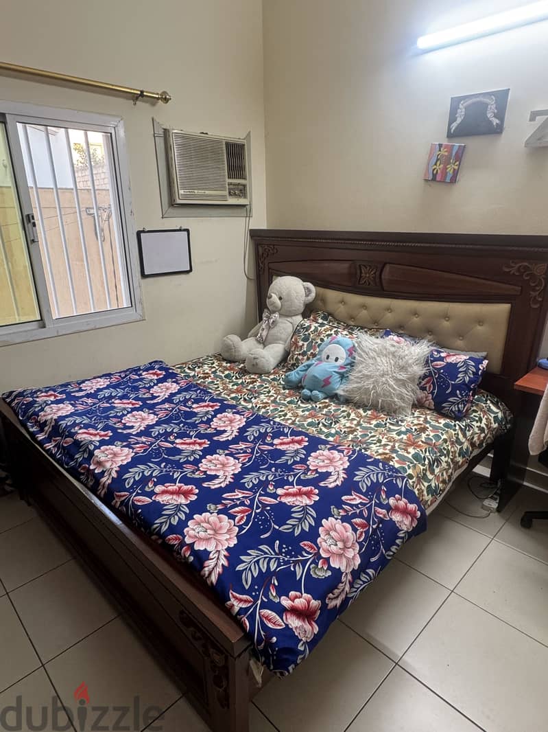 Full bedroom furniture 2