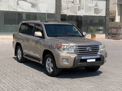 Toyota Land Cruiser VXR 2014 Beige