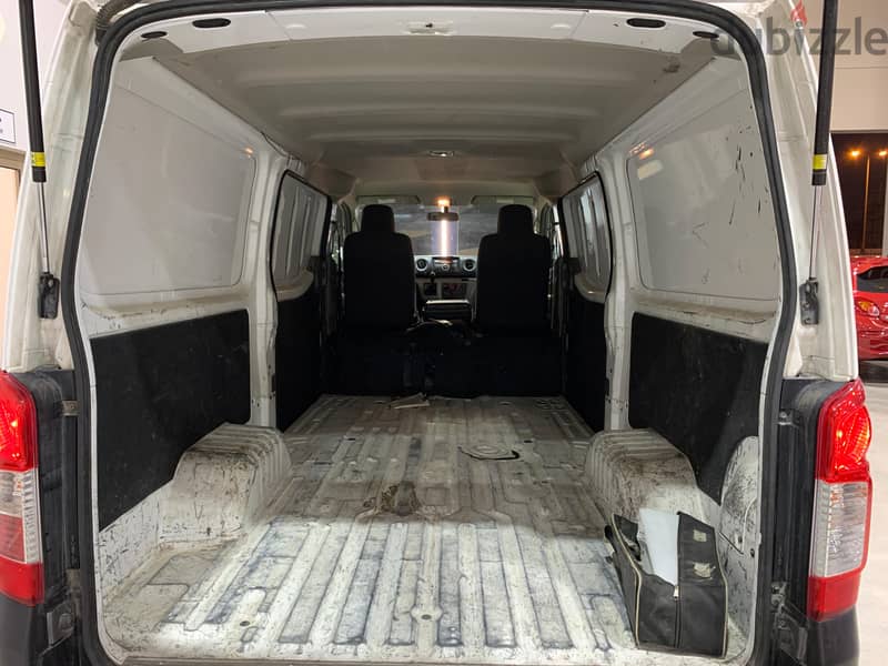 Nissan Van 2021 4