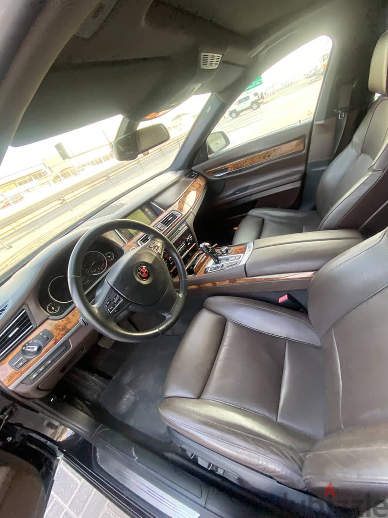 BMW 750Li 2013 Black 5