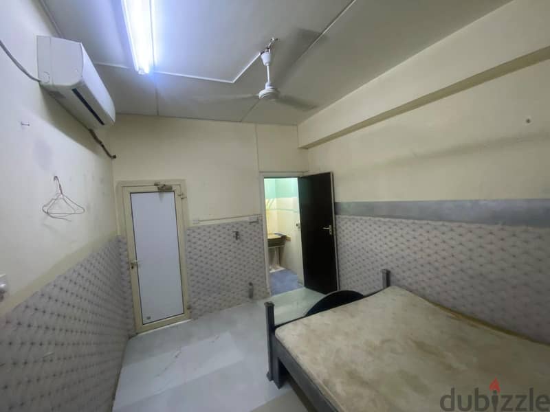 studio room for rent in hamala 2